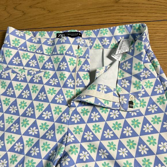 Zara Womens High Rise Crop Pants Daisy Print Size Medium 70s Hippie Groovy Mod‎ - Picture 4 of 8